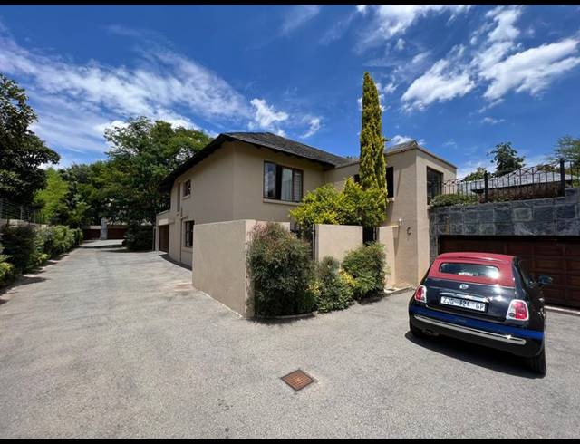 5 BEDROOM PROPERTY TO RENT IN BRYANSTON